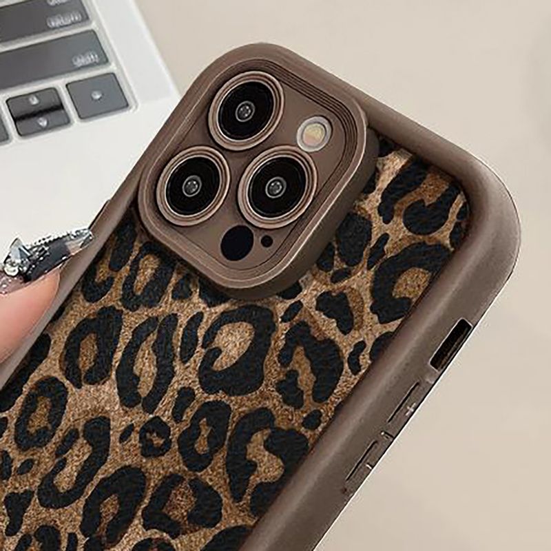 Winter Leopard Print Phone Chain Case For IPhone 16 15 14 13 11 12 Pro Max Plus Cute Short Nylon Lanyard Hanging Rope Cover_voghion.com