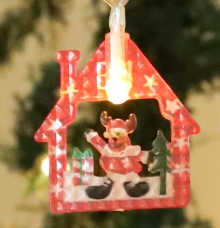 Festive LED Christmas Lights With Santa, Snowman & Tree Designs – Battery/USB Operated, Waterproof IP44, Energy-Saving Decoration_voghion.com