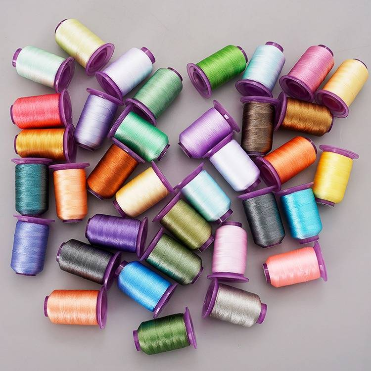 36 colori poliestere 120D filo da cucito tende tessili filo da ricamo colorato set_voghion.com
