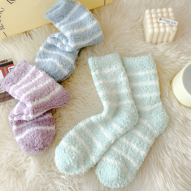 Hierscht a Wanter nei gesträifte Strëmp fir Fraen verdickt net ausléisen Coral Fleece Socken waarm Strëmp Casual Schlof Socken Grousshandel_voghion.com