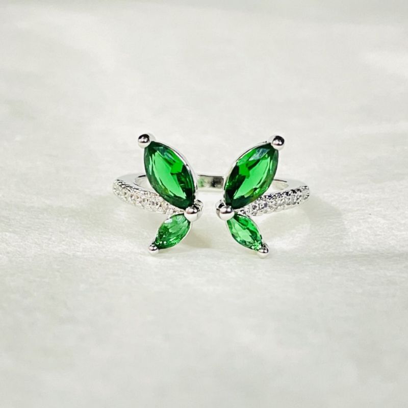 New Sparkling Diamond Butterfly Ring For Women's Design, Niche Personalized Opening Ring, High-end Accessory_voghion.com