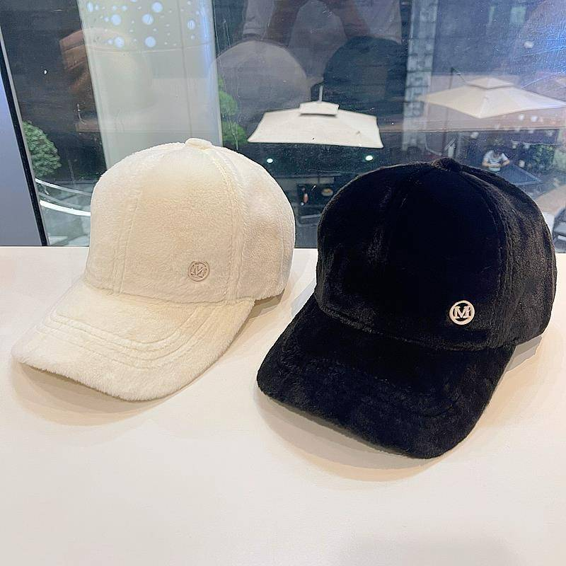 2024 Korean New M-Letter Versatile Baseball Hat Autumn and Winter Thickened and Warm Rabbit Hair Mink Duck Tongue Hat Children_voghion.com