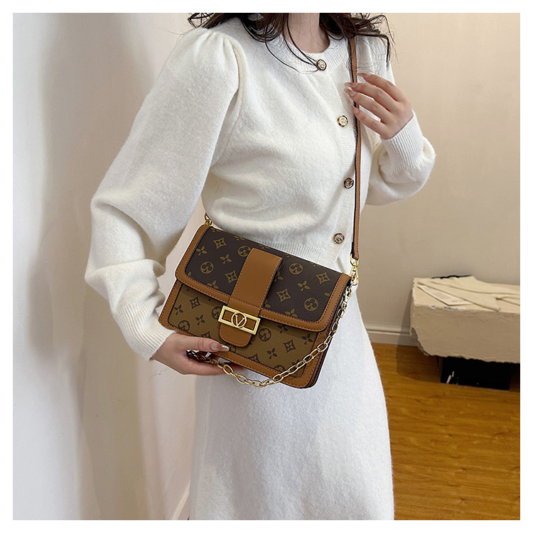 Retro Women's Bag New Versatile Fashion Printed Handheld Shoulder Bag High Quality Small Square Bag Broadband Crossbody Bag_voghion.com