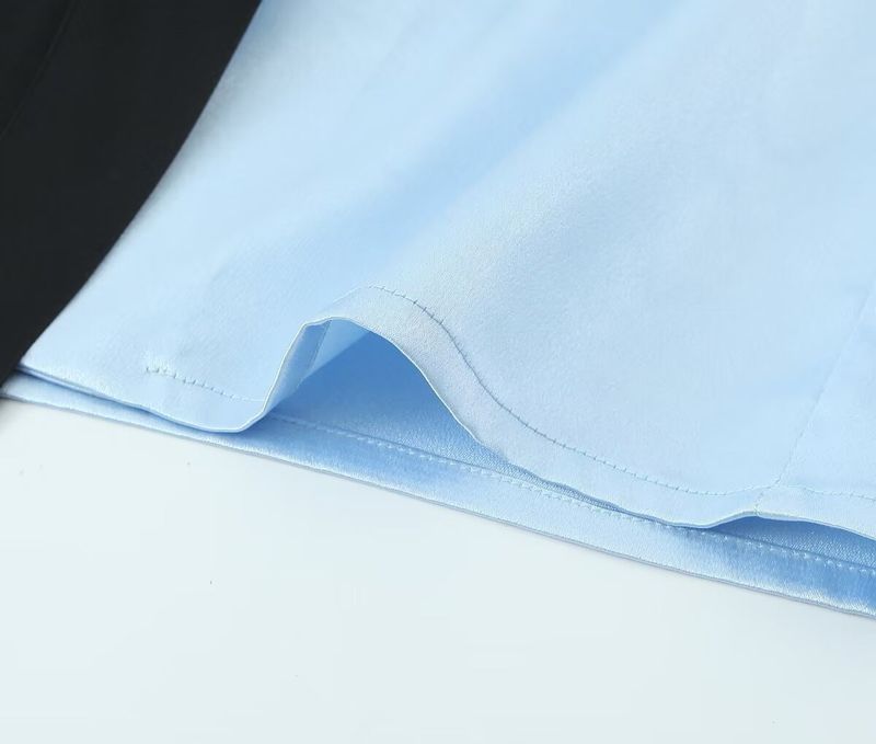 Completo top con nodo a farfalla e pantaloni in raso da donna estate 2024_voghion.com
