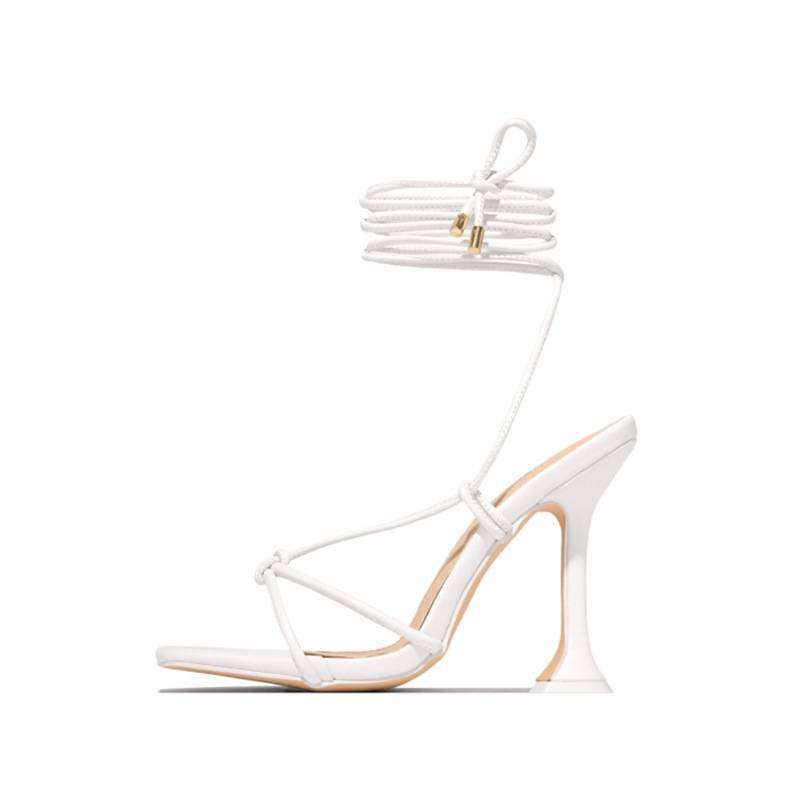 Scarpe da donna alla moda, infradito con punta quadrata e lacci – eleganti tacchi alti per abbigliamento casual_voghion.com