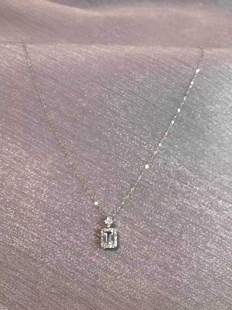Collana con bottiglia di profumo in argento puro ultra lucido da donna, 2025, nuova catena per clavicola di lusso leggera di fascia alta, regalo per_voghion.com