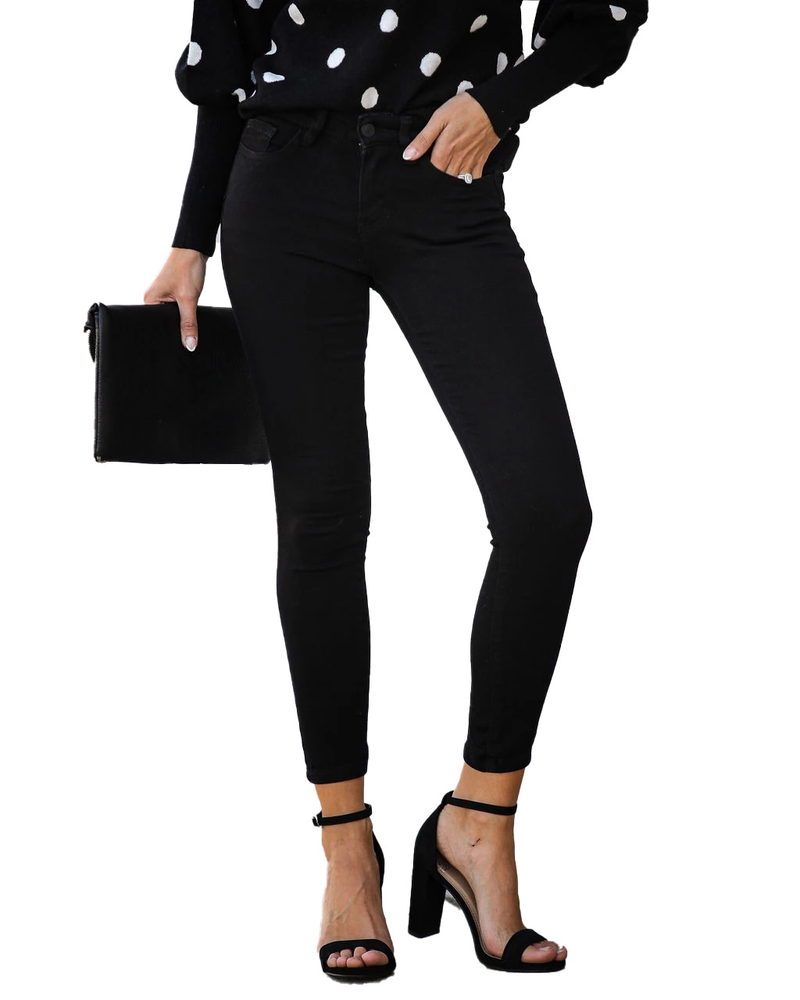 Pantaloni in denim aderenti a vita media elasticizzati da donna, a gamba corta_voghion.com