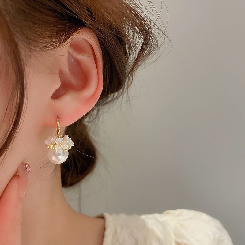 Gümüş İğne Küpeler Tatlı Su İncisi Çiçek Küpeler Moda Yüksek Duygu Küpeler Hafif Lüks Zarif Küpeler Kadın_voghion.com