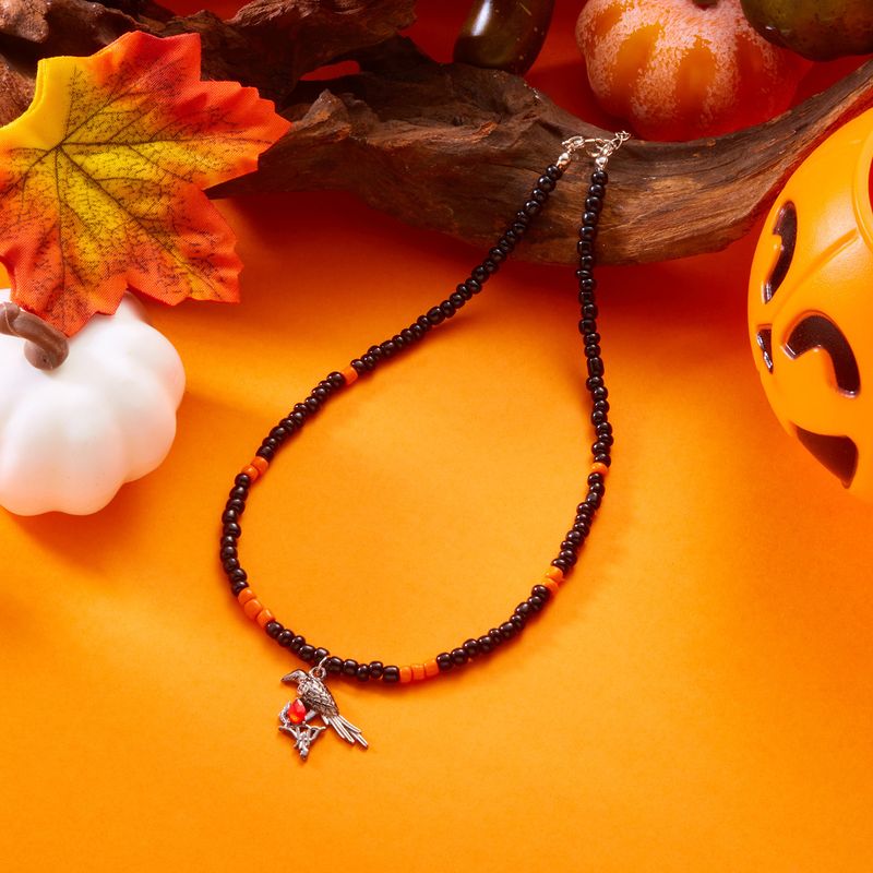 Collana di perline di miglio all'ingrosso, accessori di Halloween in stile gotico scuro europeo e americano, collana con clavicola, zucca, gatto e ragno per le donne_voghion.com