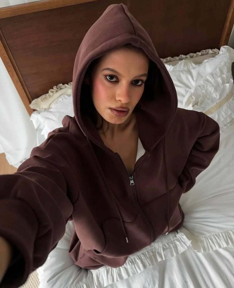 Conjunto casual de sudadera y jogger para mujer (manga larga, 65 % algodón, tallas S-XL) – Conjunto de dos piezas en color vino, espresso y bosque_voghion.com