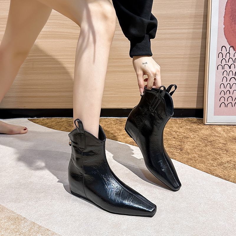 2025 Winter Pointed Toe Chunky Heel Short Women Spring Autumn Bare Versatile Niche Western Cowboy Boots Internal Height_voghion.com