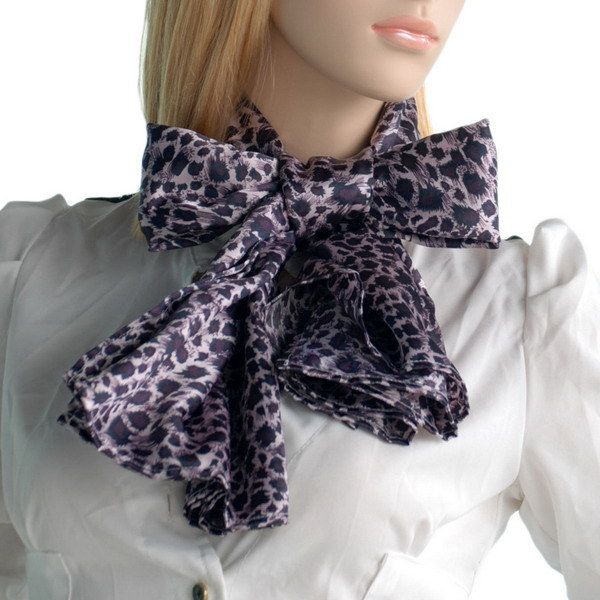 Blando Burgundy Elegant Stylish Leopard Design Natural Silk Scarf/Wrap/Shawl(Small)_voghion.com