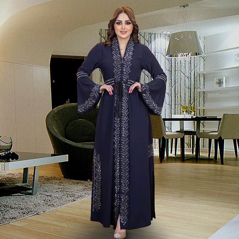 Verve Muslim Abaya Arabischer Kaftan Übergröße Damenkleid mit ausgestellten langen Ärmeln 8840_voghion.com