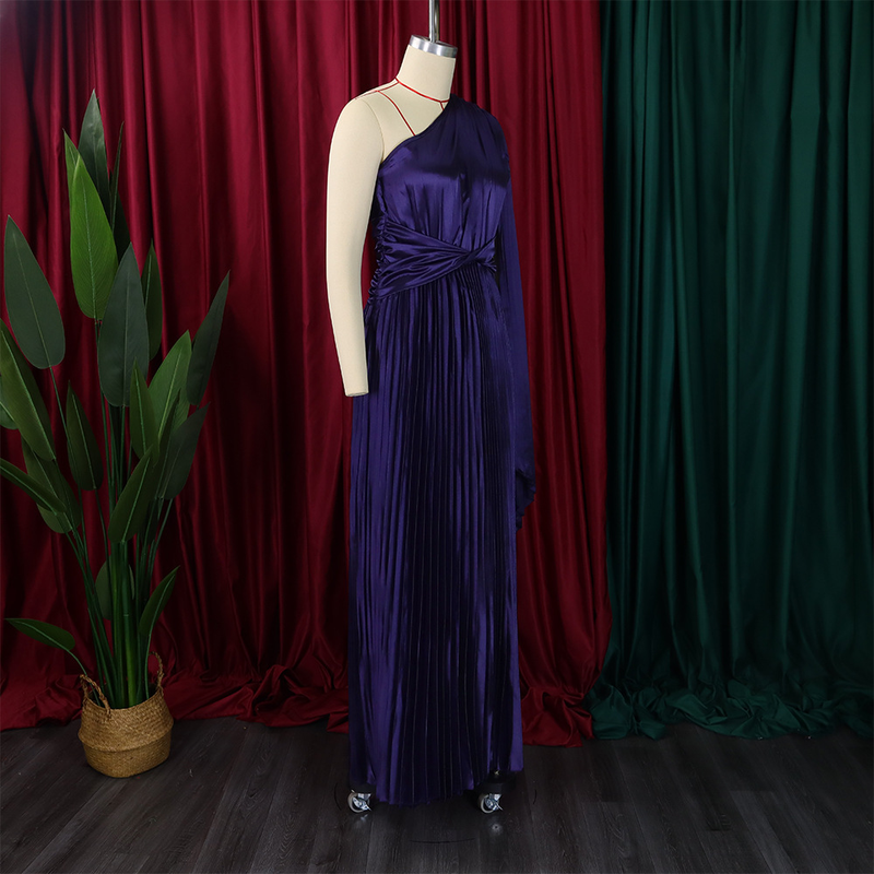 women's clothing new one-shoulder pleated long skirt oblique collar waist dress _voghion.com