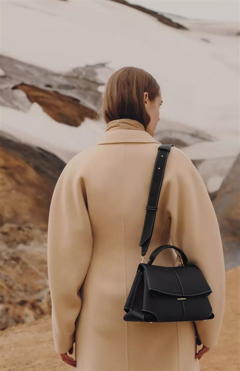 Borse da donna Nuove borse in vera pelle di alta qualità per le donne Design di nicchia francese Moda Borse a tracolla plissettate Borsa sorriso_voghion.com