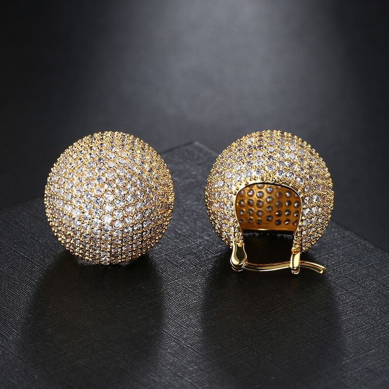 Orecchini unisex popolari con diamanti a forma di palla per donna con micro zirconi intarsiati, fibbie per orecchie hip hop alla moda, nuovi orecchini_voghion.com
