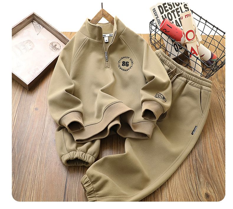 Conjunto de sudadera y pantalón para niño - Ropa deportiva de mezcla de algodón suave para niños (8+ años) - Conjunto moderno de dos piezas en verde caqui y albaricoque._voghion.com