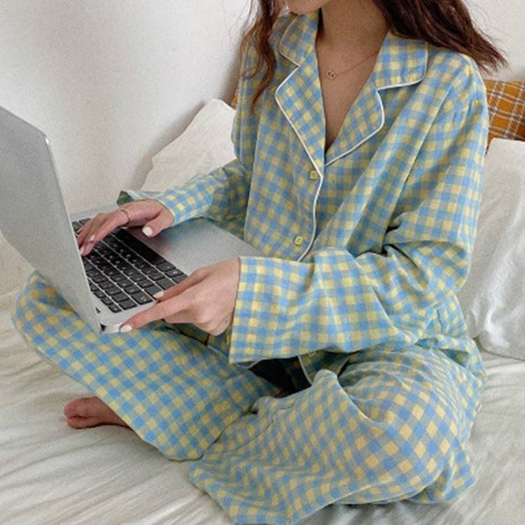 Women Long Sleeve Suit Pajamas Spring New Satin Printing Fashion Pyjamas Set_voghion.com