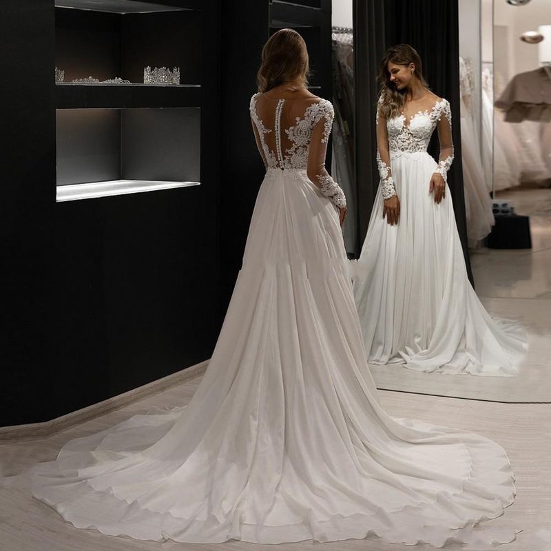 Vêtements pour femmes Robe de mariée à manches longues Nouvelle mariée Simple col en U Grand dos nu Photographie de voyage Petite queue Dentelle Minceur Vraie chose_voghion.com