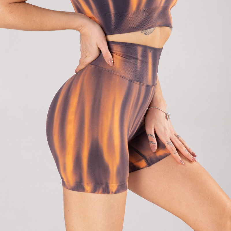 Set de îmbrăcăminte de yoga în stoc, sutien sport, pantaloni scurți de yoga fără cusături, pantaloni de yoga colorați, set de trei piese de îmbrăcăminte pentru yoga Aurora_voghion.com