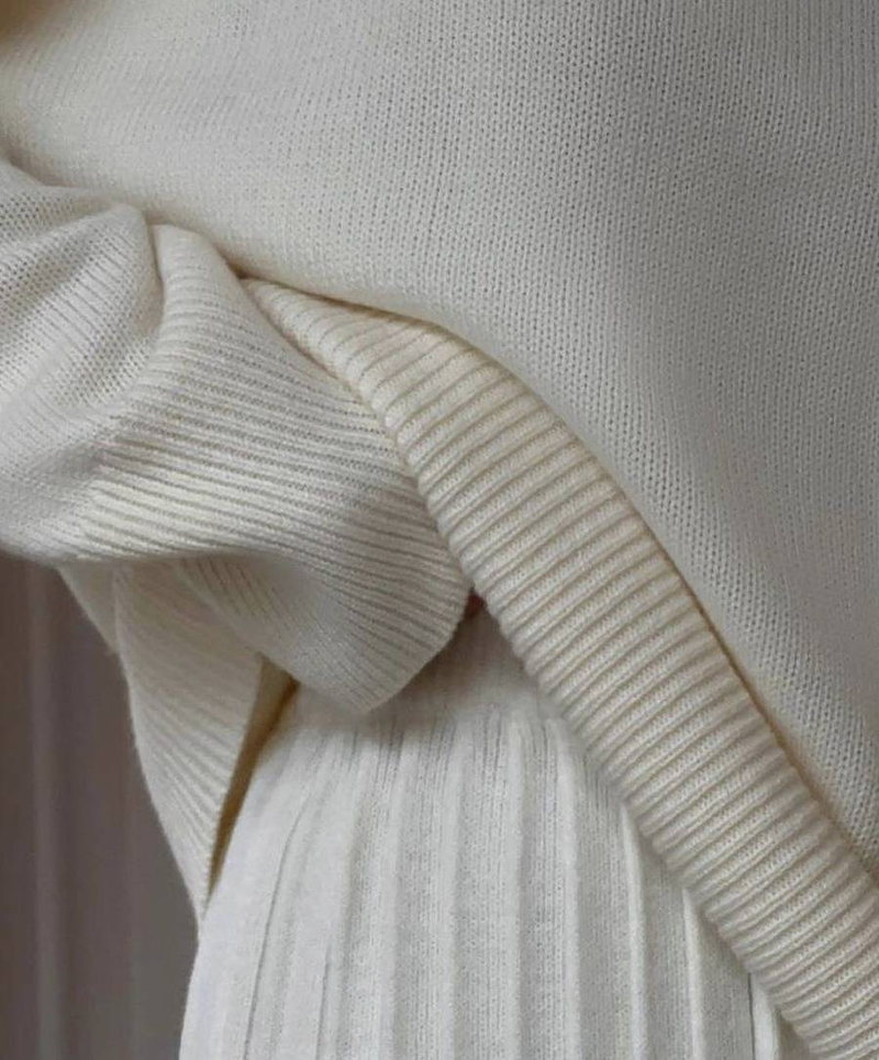 Women’s Knit Sweater & Pleated Skirt Set – Soft Ribbed Pullover With A-Line Mini Skirt (One Size)_voghion.com