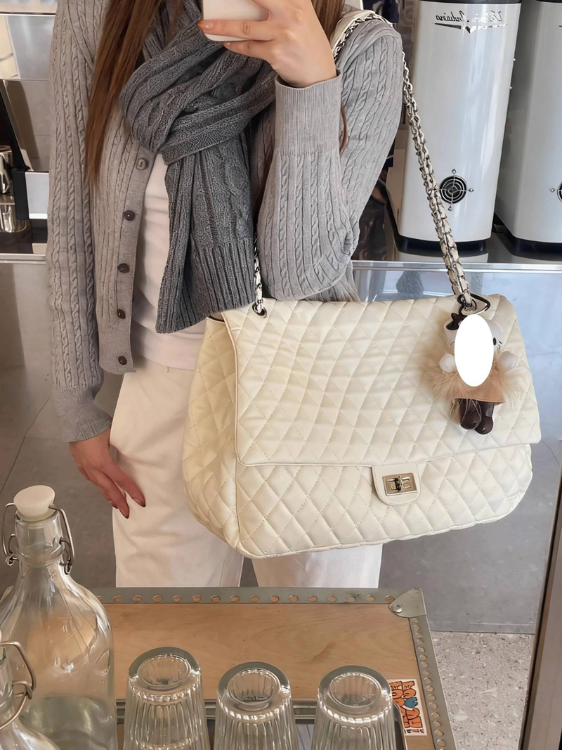 Luxury Quilted Chain Shoulder Bag - Large Capacity Tote Crossbody Bag For Women, Elegant PU Leather Handbag With Lock Closure, Stylish Daily Use_voghion.com