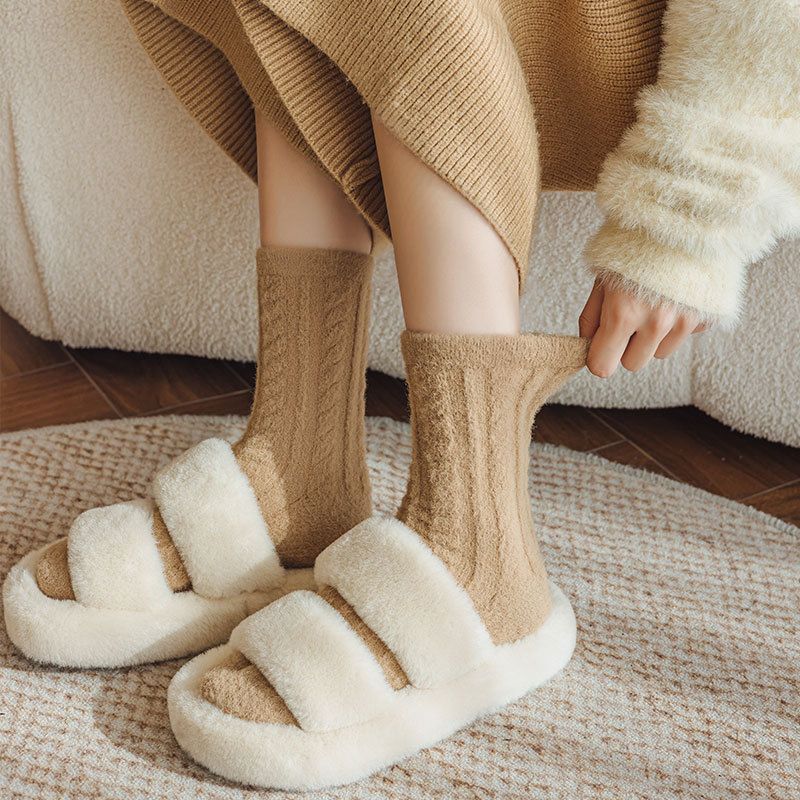 Nya vinterstrumpor i australiensisk sammet, mittstuva, tjocka och varma, golvstrumpor för dam, Maillard-färgade luggstrumpor, handduksstrumpor_voghion.com