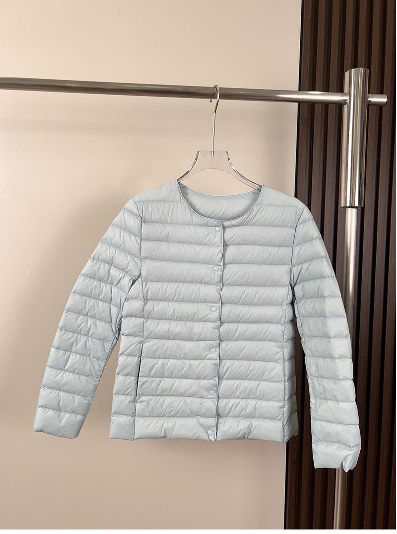 "Women's Lightweight Down Jacket – 51%-55% Duck Down – Slim Fit Long Sleeve V-Neck Layering Piece (S-4XL)"_voghion.com