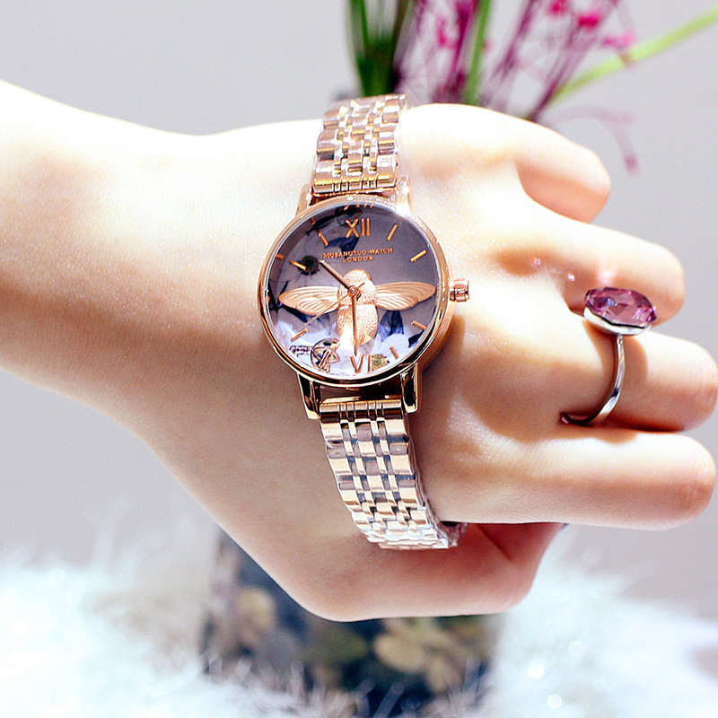 Moteriškas madingas „Instagram“ stiliaus „Little Bee“ plieninės juostos mechanizmo kvarcinis vandeniui atsparus studentų laikrodis_voghion.com