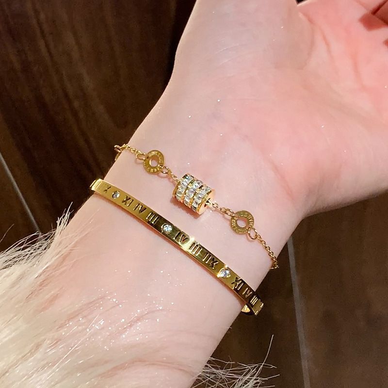 2025 New Fashion Style Light Luxury Römische Ziffer Titanstahl Kleines Taillenarmband Nische Nicht verblassend_voghion.com