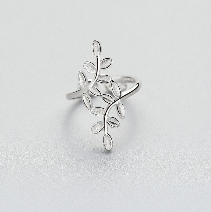 Orecchini a clip con foglia avvolgente in argento sterling 925 PE38_voghion.com