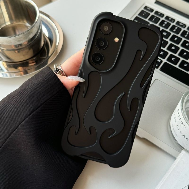 Creative flame design suitable for Samsung S series phone cases with hollowed out heat dissipation, breathable personality, new fashionable electropla_voghion.com