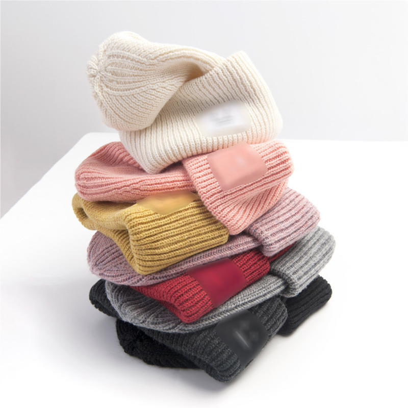 Neuheiten 2024 Neue Winterhüte für Frauen, gemischte Strickwolle, lächelndes Gesicht, Paarmütze, Damenfaden, gestrickte Beanie, Chapeau, warme Motorhaube_voghion.com