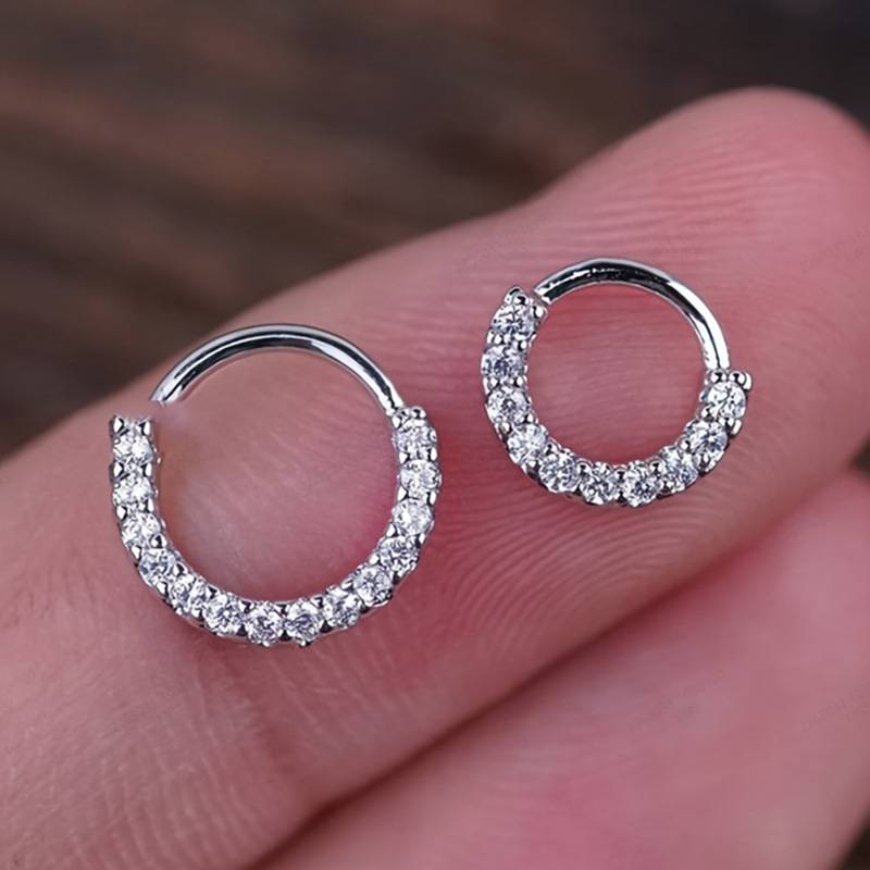 Single row mini zircon super sparkling exquisite open loop nose decoration nose nail nose ring clip_voghion.com