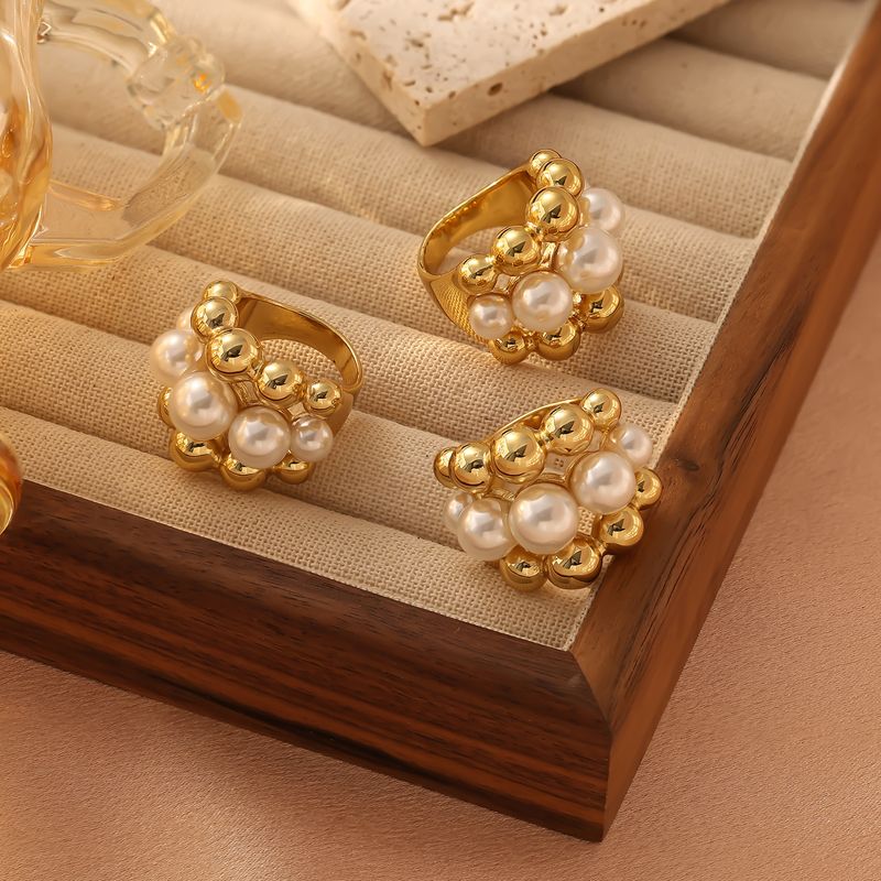 Anello in titanio con perla per donna, design di nicchia, gioielli di alta gamma, anelli con accessori in acciaio inossidabile_voghion.com