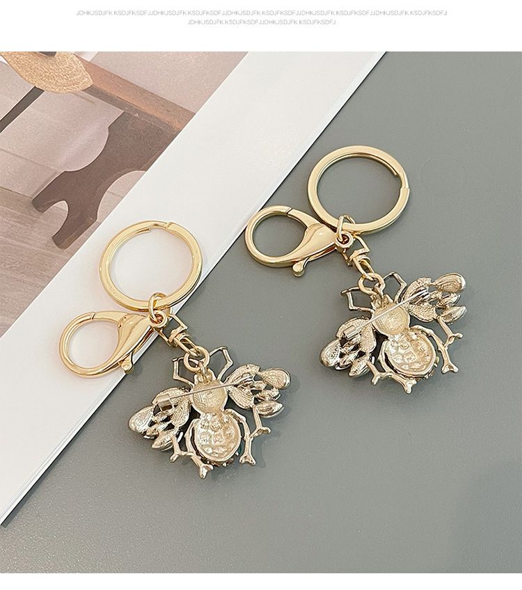 Chaveiro com pingente de bolsa feminina, decoração para pendurar em carro, com strass, presente criativo fofo e pequeno_voghion.com