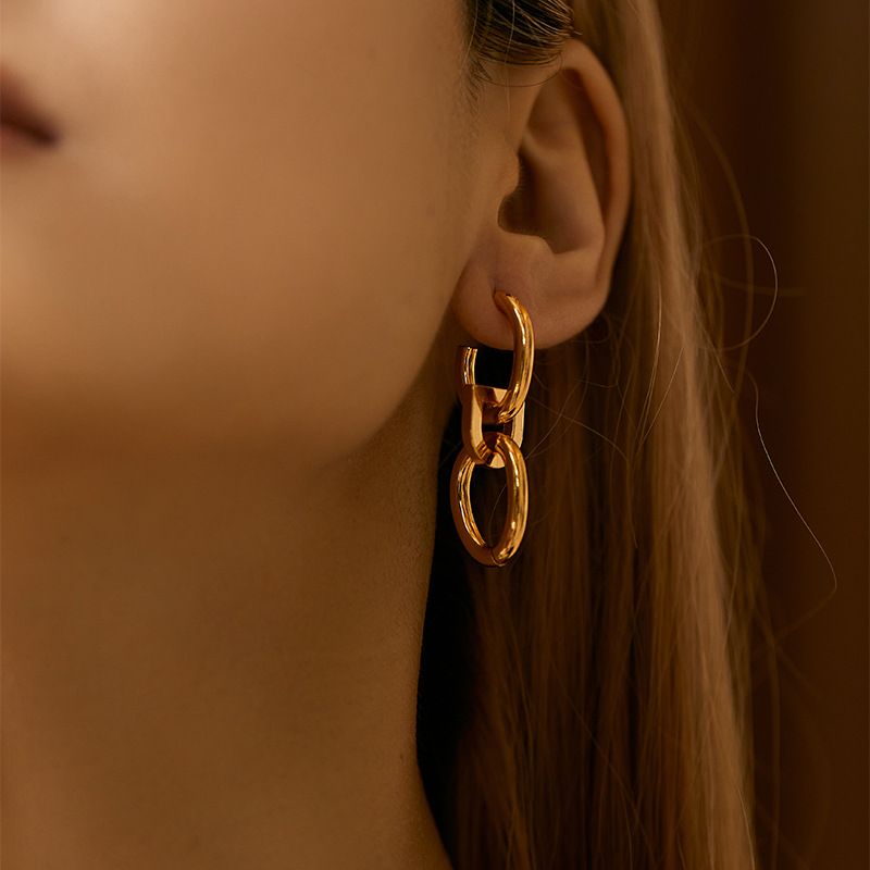 Orecchini a clip per orecchini di lusso leggeri e raffinati con placcatura in oro autentico, zirconi intarsiati, design di nicchia, minimalisti, di alta qualità, a doppio strato, francesi_voghion.com
