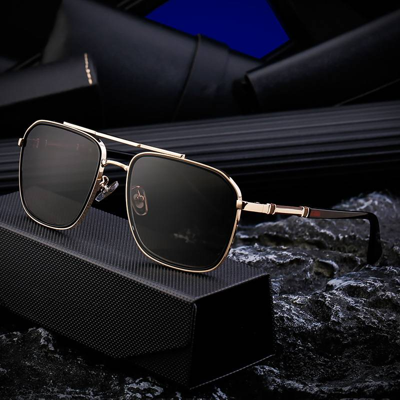 2025 Uudet eurooppalaiset ja amerikkalaiset Fashion Box -aurinkolasit Miesten yksinkertaiset aurinkolasit_voghion.com