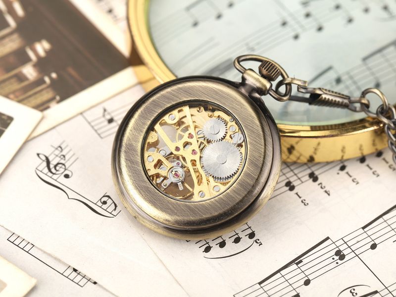Vintage Bronze Skeleton Semi-Automatic Mechanical Pocket Watch - Classic Gift With World Time Feature, 35mm Dial, Stainless Steel Chain_voghion.com
