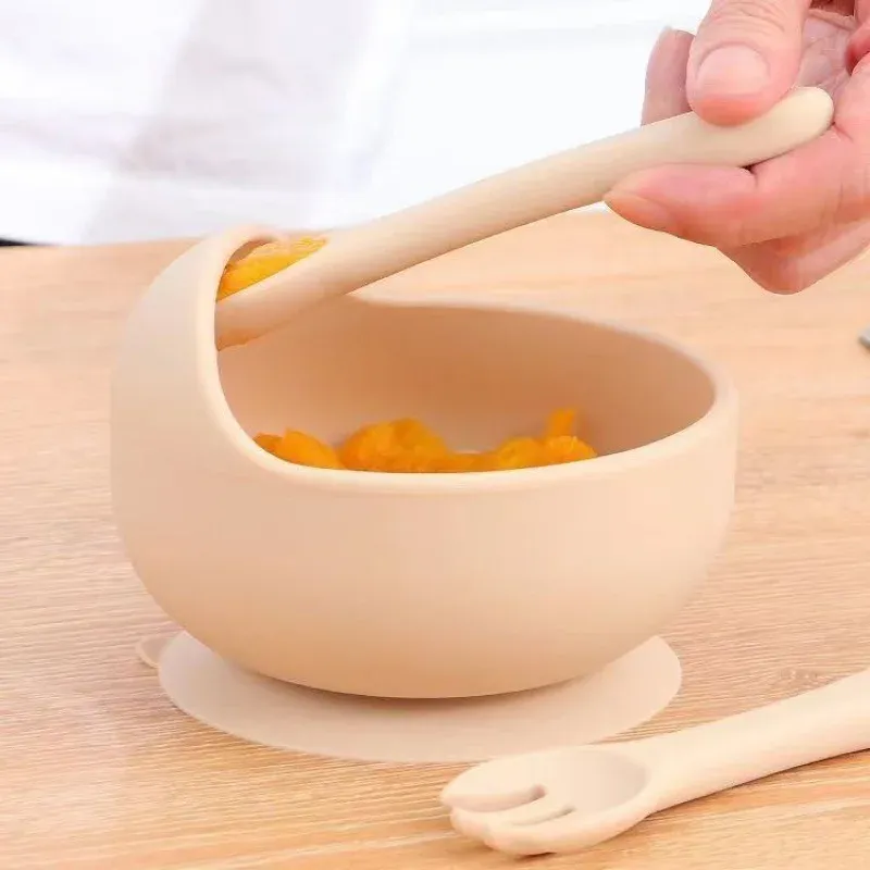 Gıda Sınıfı Silikon Çocuk Yemek Takımı Bebek Mama Kabı Vakumlu Tabak Pipetli Bardak Ahşap Kaşık Çatal Çocuk Sofra Takımı Yürümeye Başlayan Çocuk_voghion.com