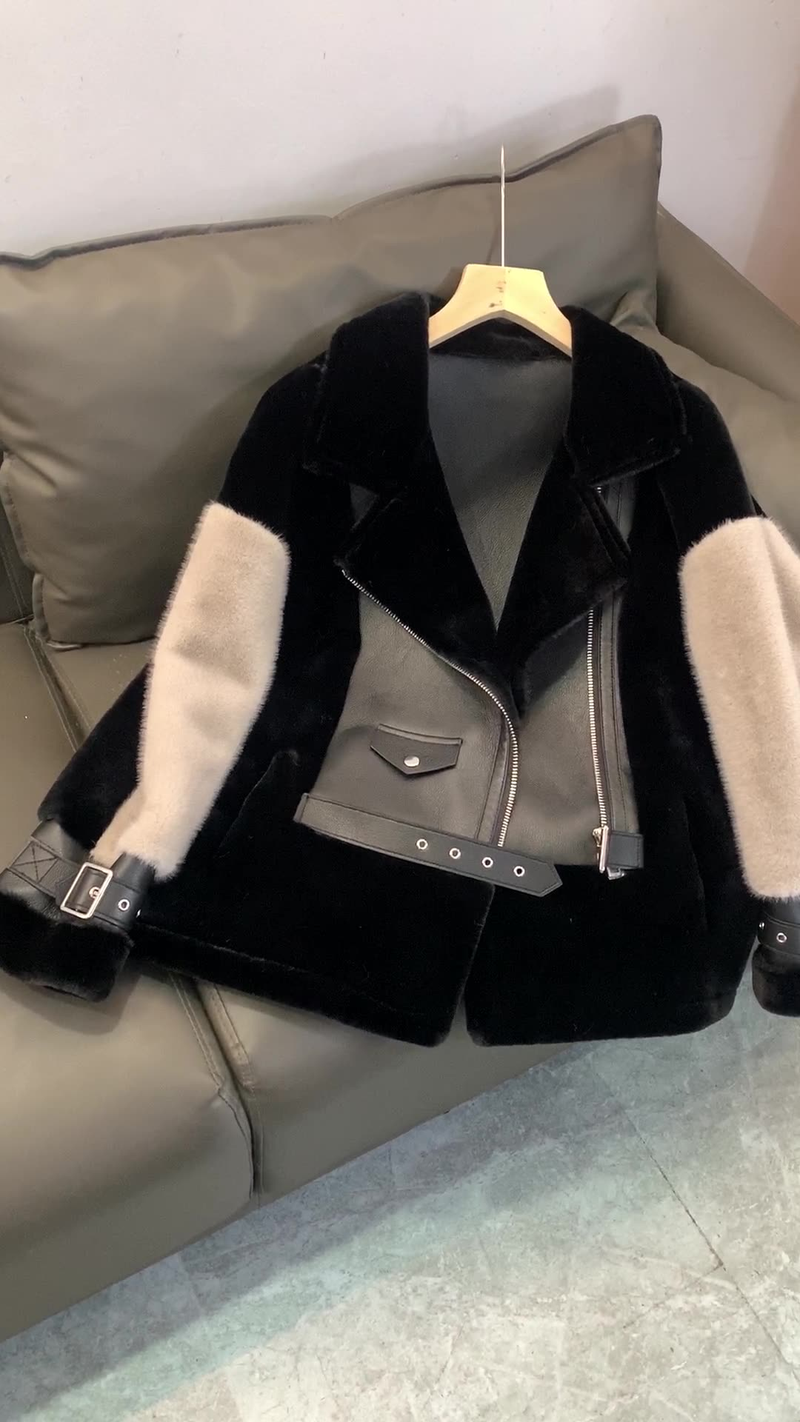 Kunstpelzjacke für Damen, modischer Mantel – PU-Lederbesatz, kurze Länge, stilvolles Motorraddesign, weiche und warme Winteroberbekleidung (schwarz)_voghion.com