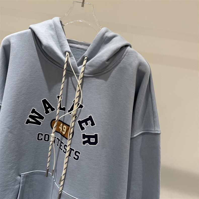 Frühjahr 2025 Neuer College-Style Kapuzenpullover mit Print, locker geschnitten, identisch mit dem im Einkaufszentrum erhältlichen Modell 1G1901241_voghion.com