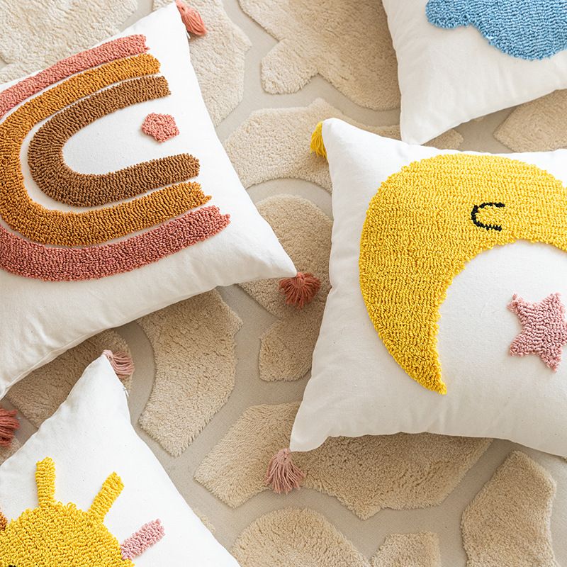 Fodera per cuscino trapuntata con disegni di sole, luna, arcobaleno e gocce di pioggia: arredamento morbido ed elegante per divano, letto, auto_voghion.com