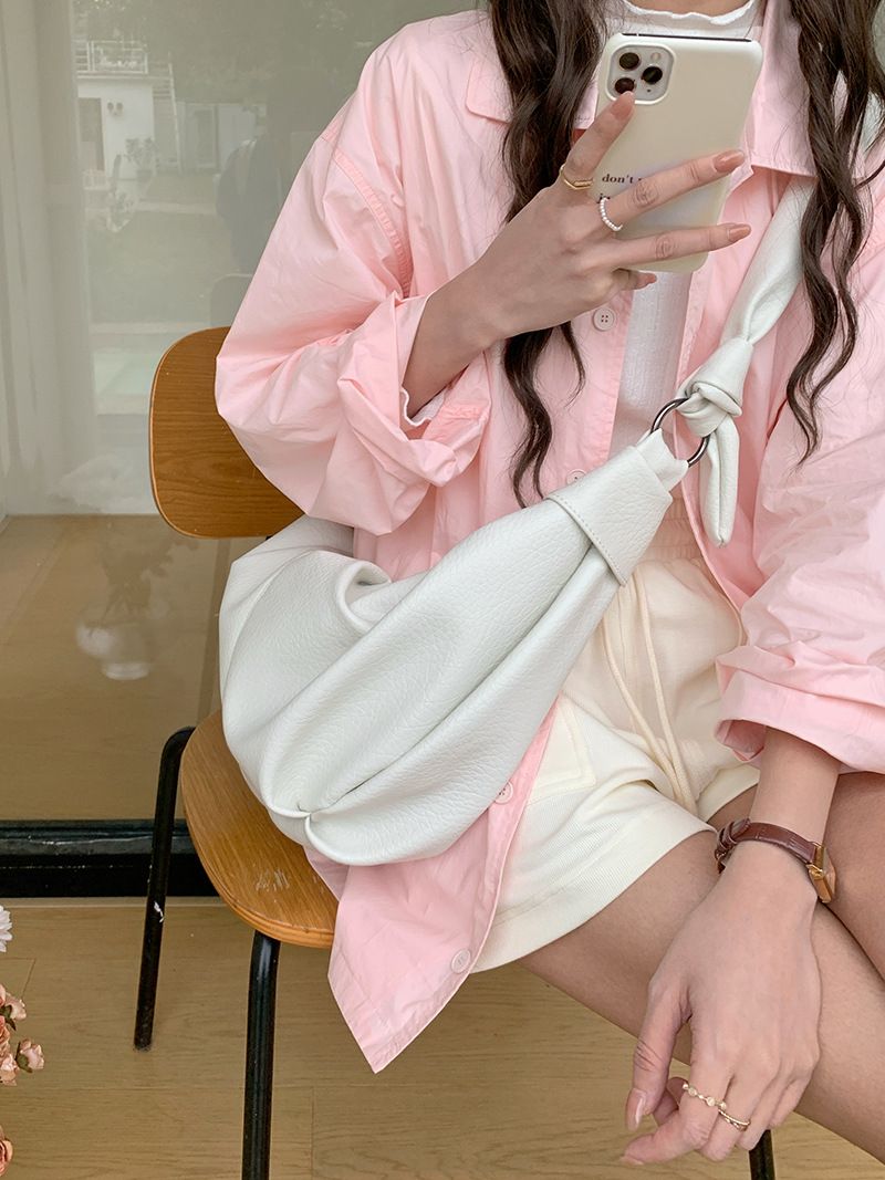 Koreanischer Instagram-Umhängetasche aus weichem Leder mit großer Kapazität, gefalteter Knödel, faul und vielseitig, lässig, zum Pendeln, eine Schulter_voghion.com