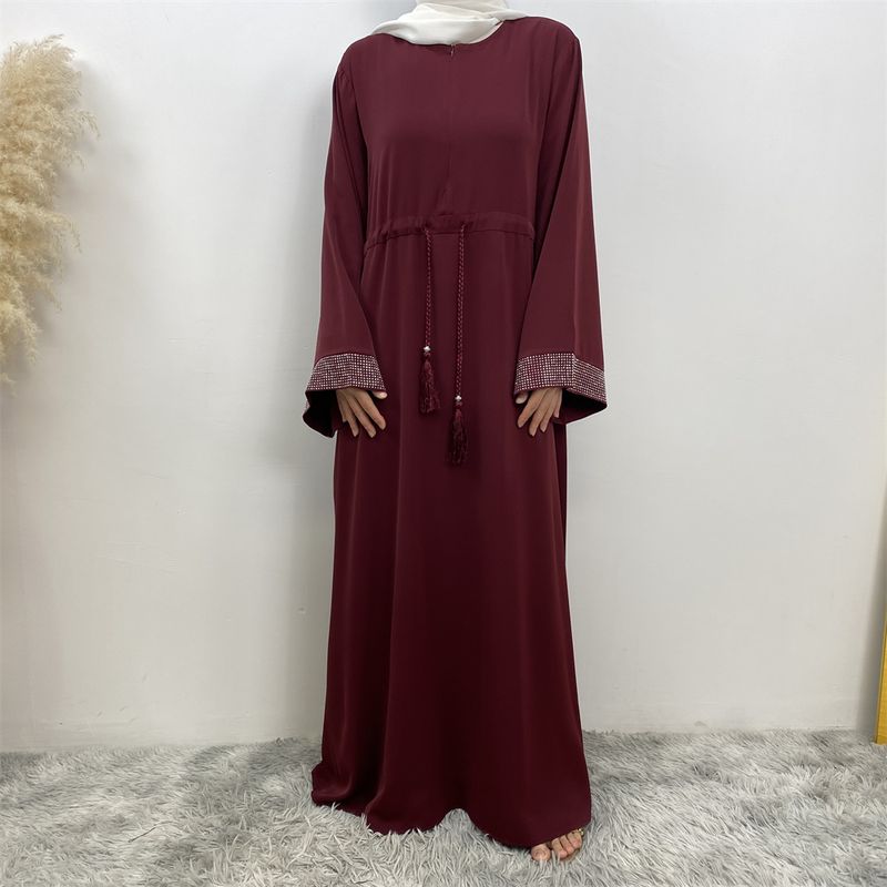 Ramadan moslim vrouw jurk vooraan rits verborgen riem Dubai abaya mouwen met zilveren rand ontwerp Marokkaanse kaftan koninklijke vrouwen rood_voghion.com
