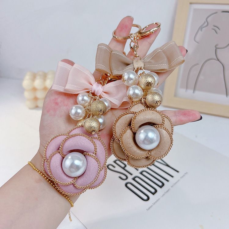 Chain pearl camellia bag pendant fashionable women's double-layer bow creative keychain goods_voghion.com