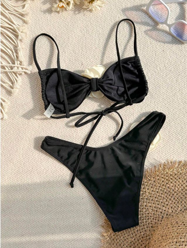 Costume da bagno bikini con fiori tridimensionali alla moda per donna_voghion.com