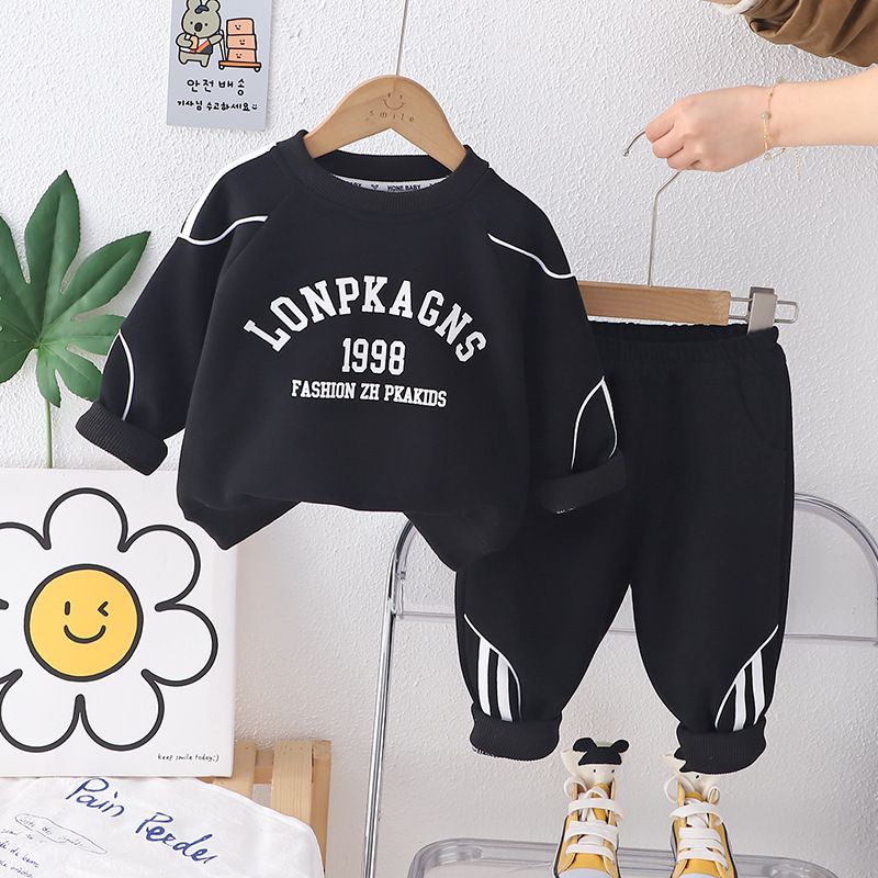 Conjunto de dos piezas para niño: elegante sudadera de manga larga con capucha y pantalón deportivo (80-120 cm), algodón cómodo para otoño y primavera, negro/rojo_voghion.com