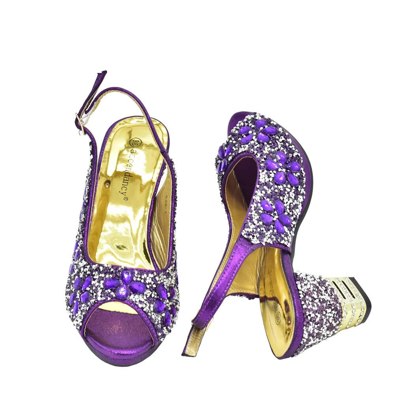 Vintage Diamond-encrusted Floral Embellished Square Heels With Pointed Heels Paired With A Solid Color Party And Dinner Bag Set_voghion.com