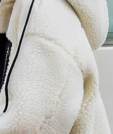 Heren winter Sherpa-jas – Trendy oversized capuchonjas met contrasterende rand (zwart/wit, Koreaanse streetwear-stijl, polyester vulling, maten M-XL)_voghion.com